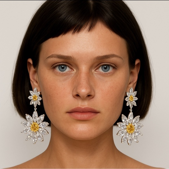 For Love And Lemons Marguerite Crystal Daisy Earrings - Picture 1 of 16